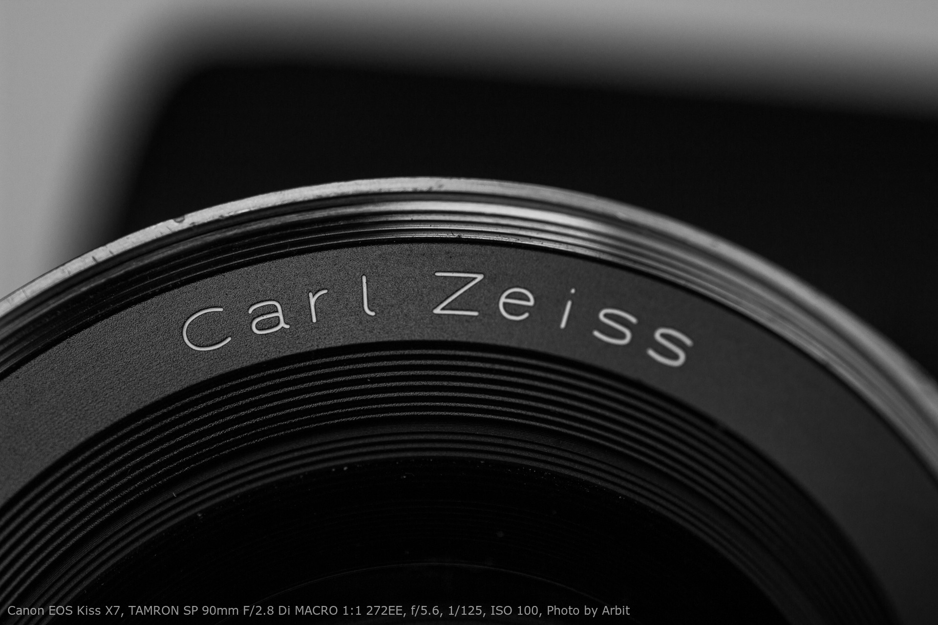 Carl Zeiss Distagon T* 2/35 ZEゲット | あるびと'sログ